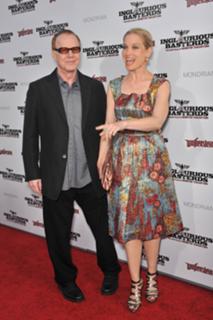Bridget Fonda feet photo thumbnail