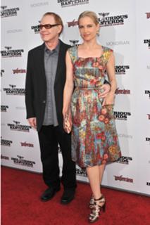 Bridget Fonda feet photo thumbnail