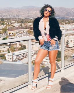 Bridget Kelly feet photo 8