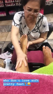 Bridget Kelly feet photo 3