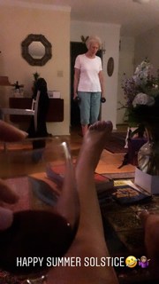 Bridget Kelly feet photo 14