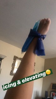 Bridget Kelly feet photo 11