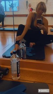 Bridget Kelly feet photo 18