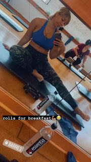 Bridget Kelly feet photo 16