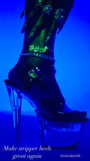 Bridget Kelly feet photo 20