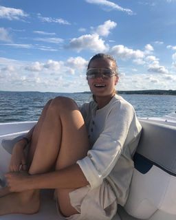 Bridget Malcolm feet photo 14