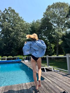 Bridget Malcolm feet photo 4