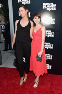 Bridget Moynahan feet photo thumbnail