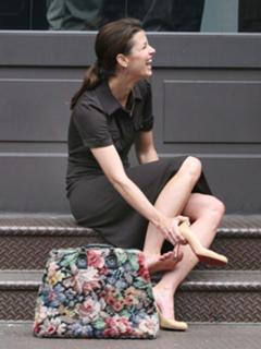 Bridget Moynahan feet photo thumbnail