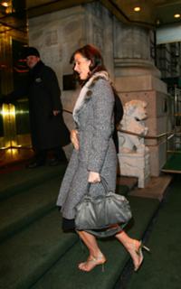 Bridget Moynahan feet photo thumbnail