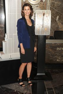 Bridget Moynahan feet photo thumbnail
