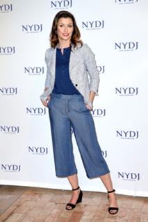 Bridget Moynahan feet photo thumbnail