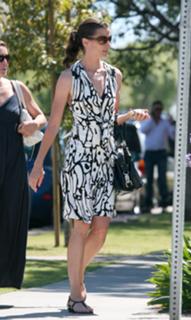 Bridget Moynahan feet photo thumbnail