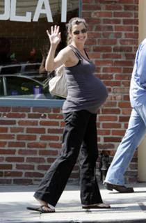 Bridget Moynahan feet photo thumbnail