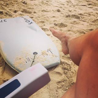 Bridget Moynahan feet photo thumbnail