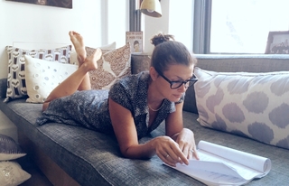 Bridget Moynahan feet photo thumbnail