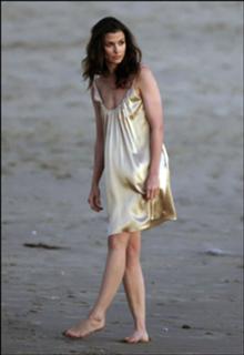 Bridget Moynahan feet photo thumbnail