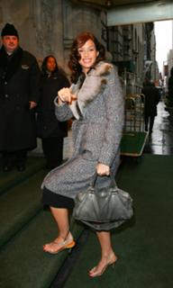 Bridget Moynahan feet photo thumbnail