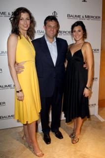 Bridget Moynahan feet photo thumbnail