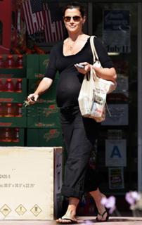 Bridget Moynahan feet photo thumbnail