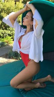 Bridget Satterlee feet photo 16