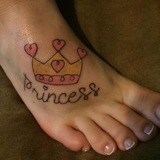 Bridgette West feet photo 2