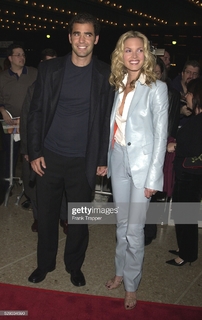 Bridgette Wilson-Sampras feet photo thumbnail