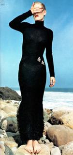 Bridgette Wilson-Sampras feet photo thumbnail