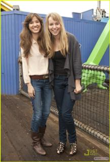Bridgit Mendler feet photo thumbnail