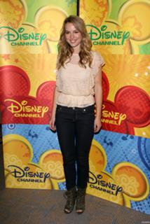 Bridgit Mendler feet photo thumbnail