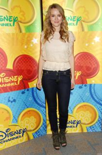 Bridgit Mendler feet photo thumbnail