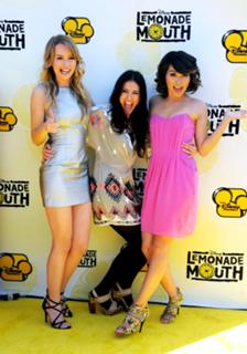 Bridgit Mendler feet photo thumbnail