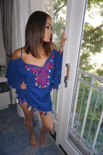 Brie Garcia feet photo thumbnail
