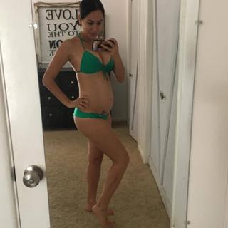 Brie Garcia feet photo thumbnail