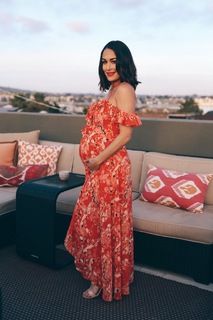 Brie Garcia feet photo thumbnail