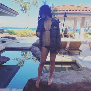 Brie Garcia feet photo thumbnail