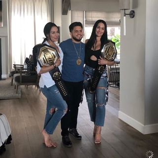 Brie Garcia feet photo thumbnail
