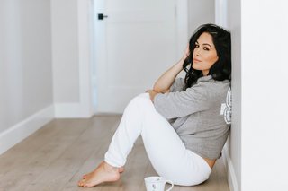 Brie Garcia feet photo thumbnail