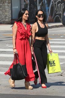 Brie Garcia feet photo thumbnail