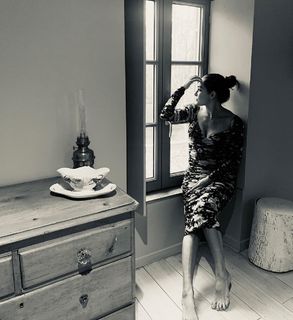 Brie Garcia feet photo thumbnail