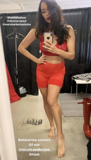 Brie Garcia feet photo thumbnail