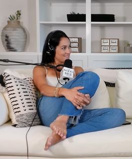 Brie Garcia feet photo thumbnail