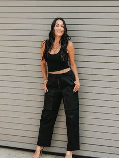 Brie Garcia feet photo thumbnail