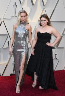 Brie Larson feet photo thumbnail