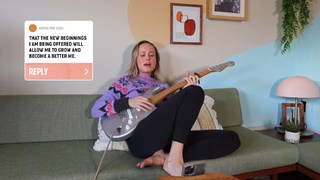 Brie Larson feet photo thumbnail