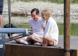 Brie Larson feet photo thumbnail