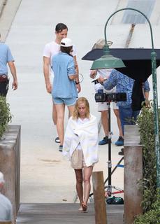 Brie Larson feet photo thumbnail