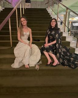 Brie Larson feet photo thumbnail