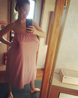 Briga Heelan feet photo thumbnail