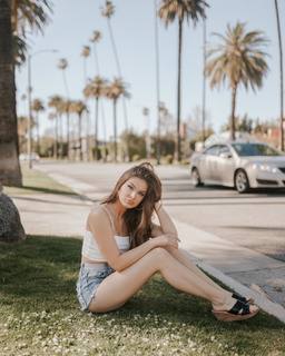 Brighton Sharbino feet photo 8